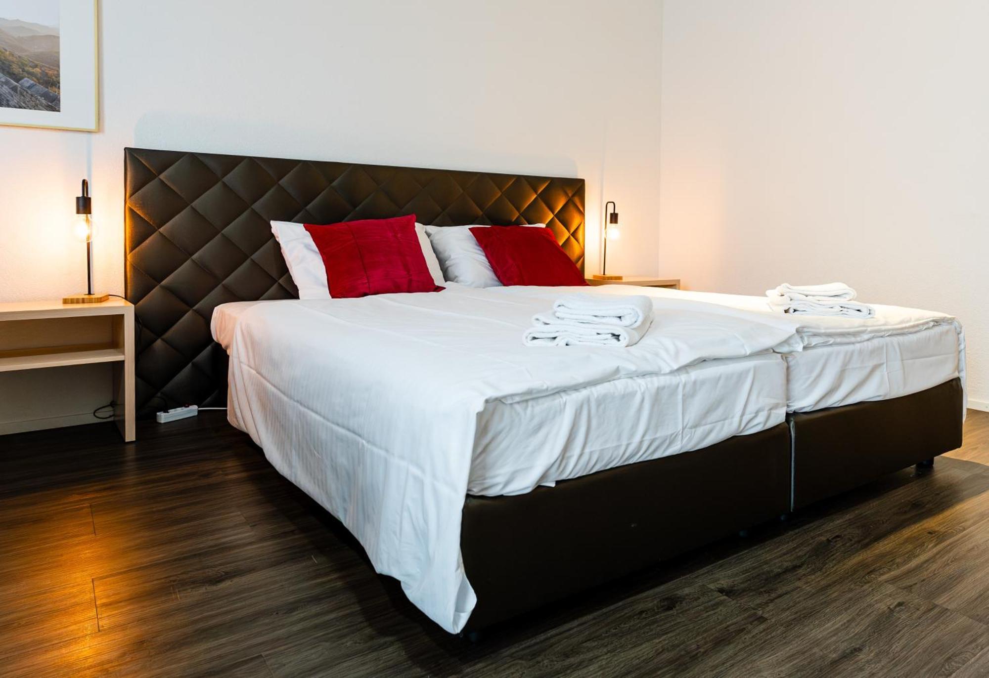Los Lorentes Hotel Bern Airport Belp Exterior photo