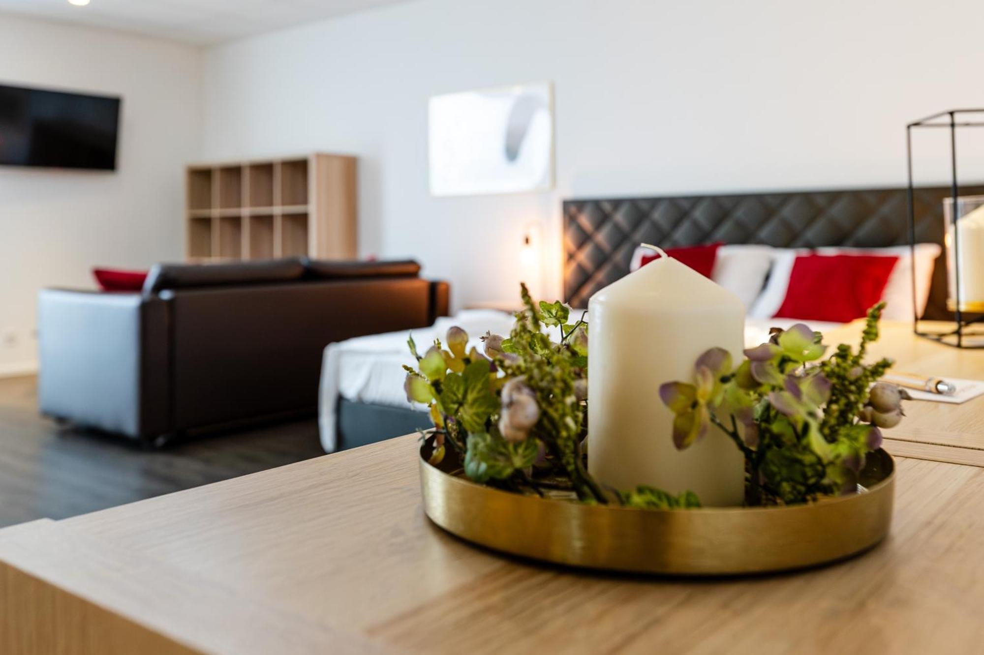 Los Lorentes Hotel Bern Airport Belp Exterior photo